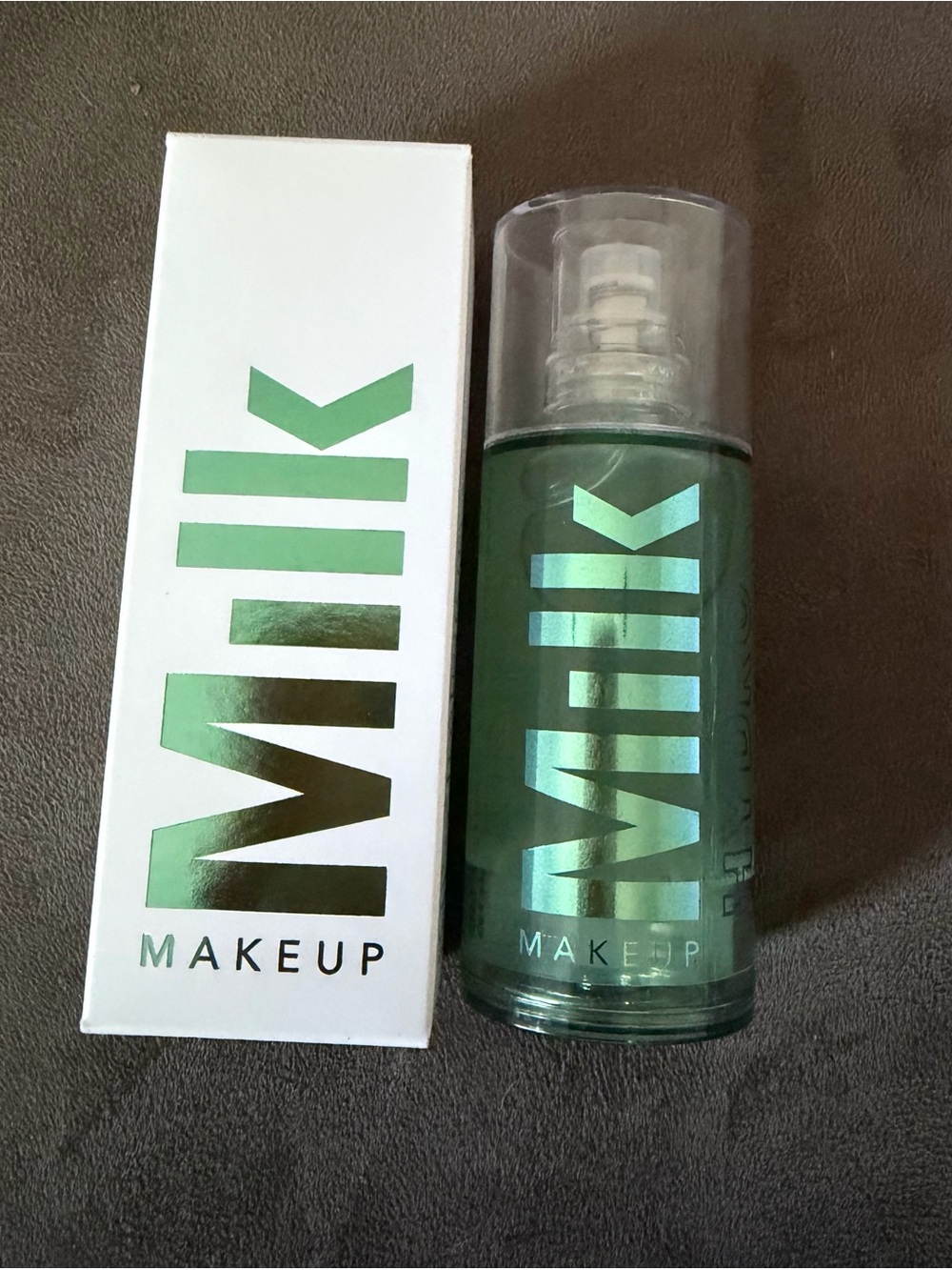 Milk makeup hydro grip primer/base adherente